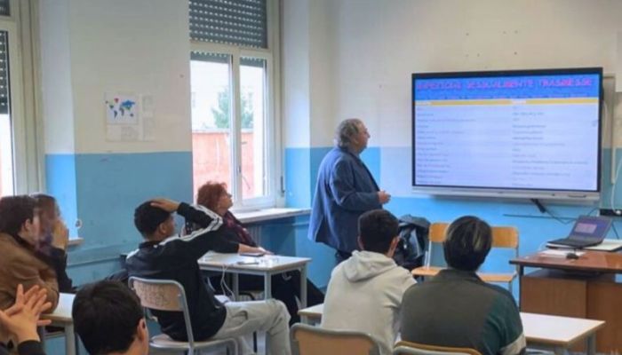 Il Dr. Florio incontra gli studenti dell'Istituto T. Salvini di Roma