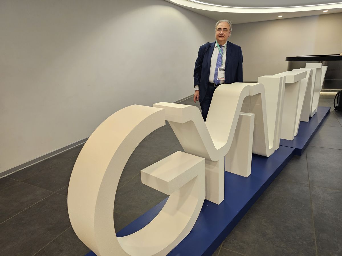 Relazione del Dr.Giuseppe Florio durante la sessione dell'ISGE (International Society of Gynocology Endoscopy) al congresso Gynitaly